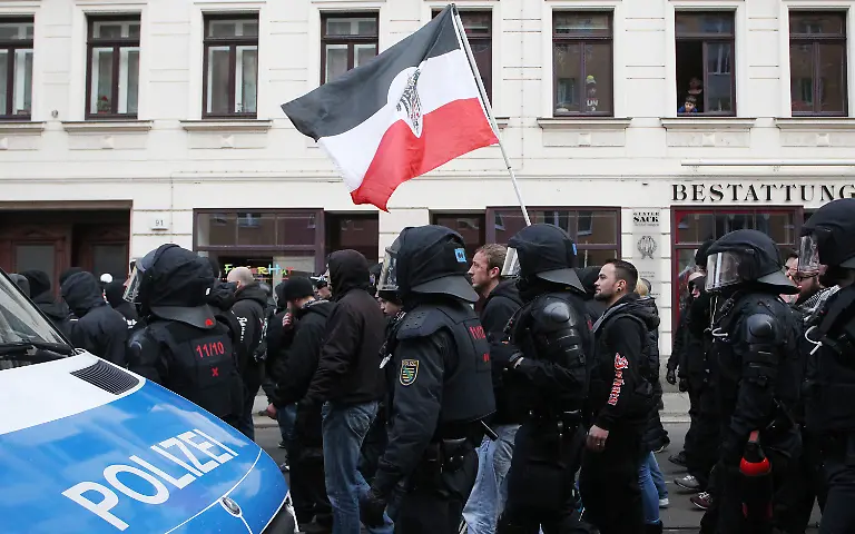 d31e5f19e5af650b49df62f24c7e3bee