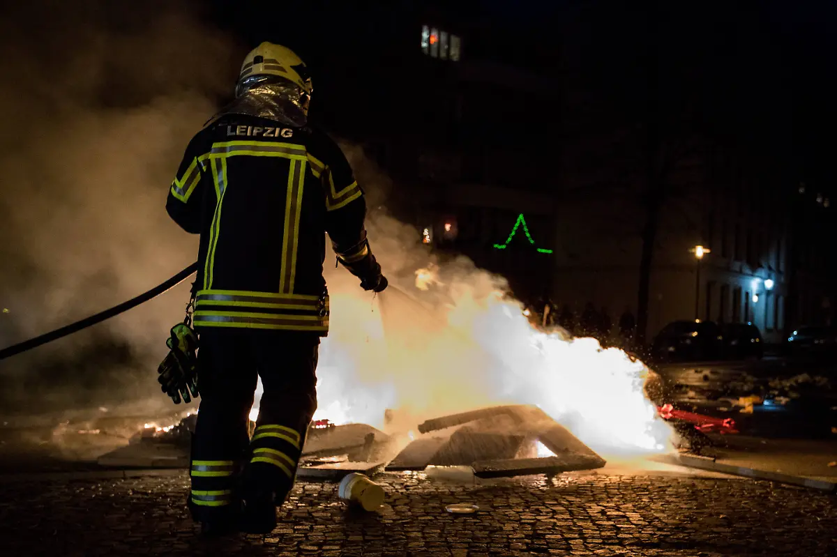 19cbd9c3f446cb12f95c82d33950e426