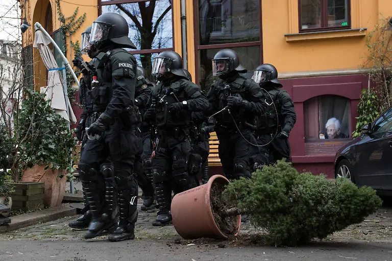 1383515fc4a8383b041bac5c673ca4af