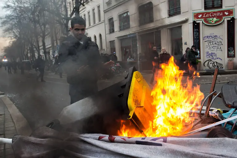 fecaff6e3f7e41b4787f109131108a82