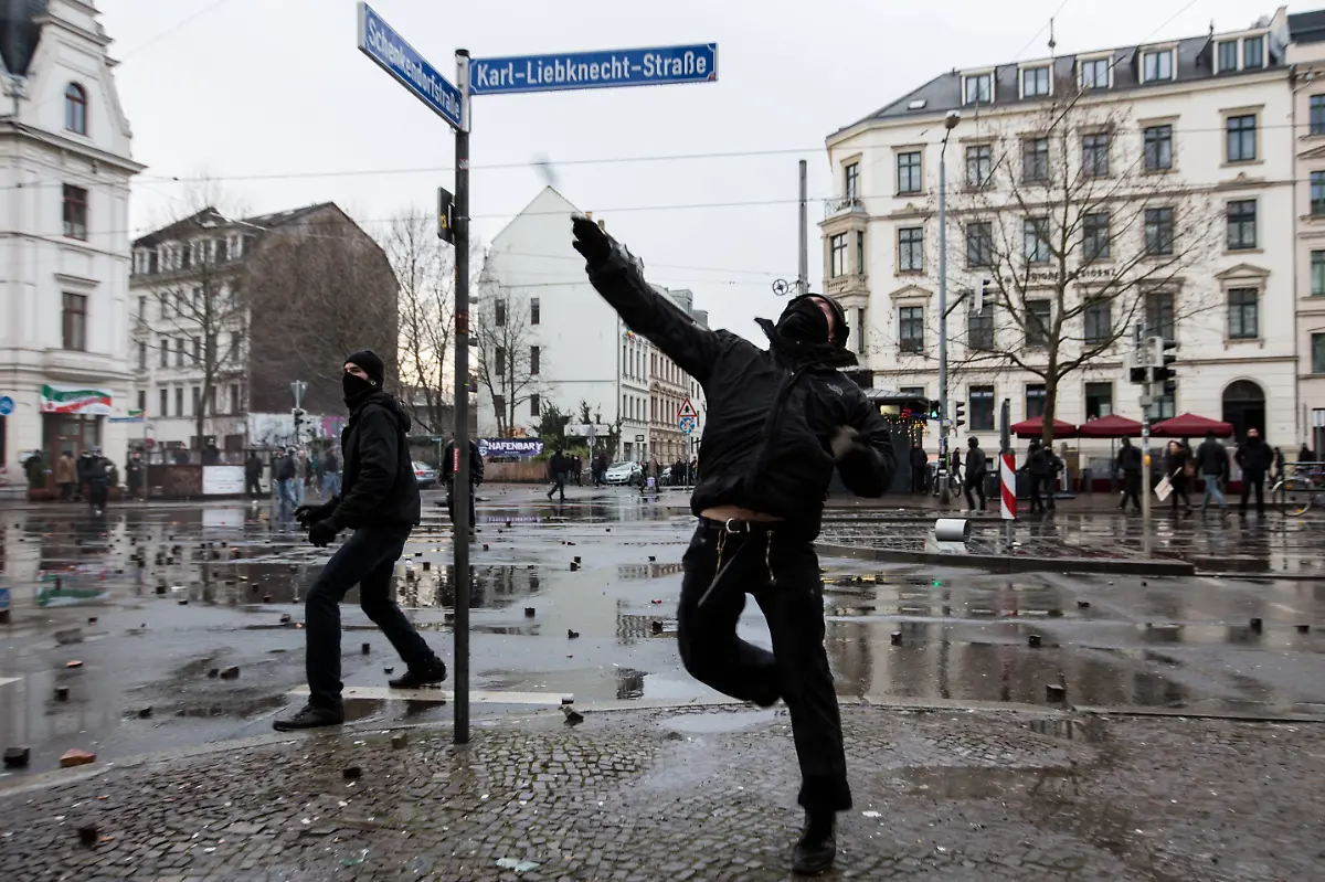 56feb1e977bf5ec5b013466bc8101ceb