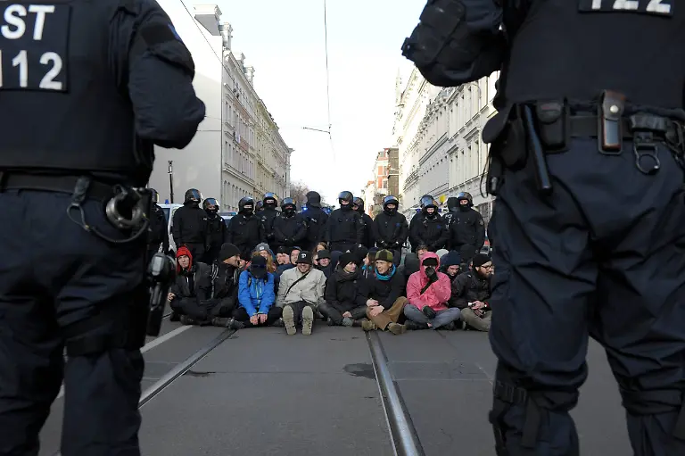 4533c07f16f6b5af8714e996430e2037