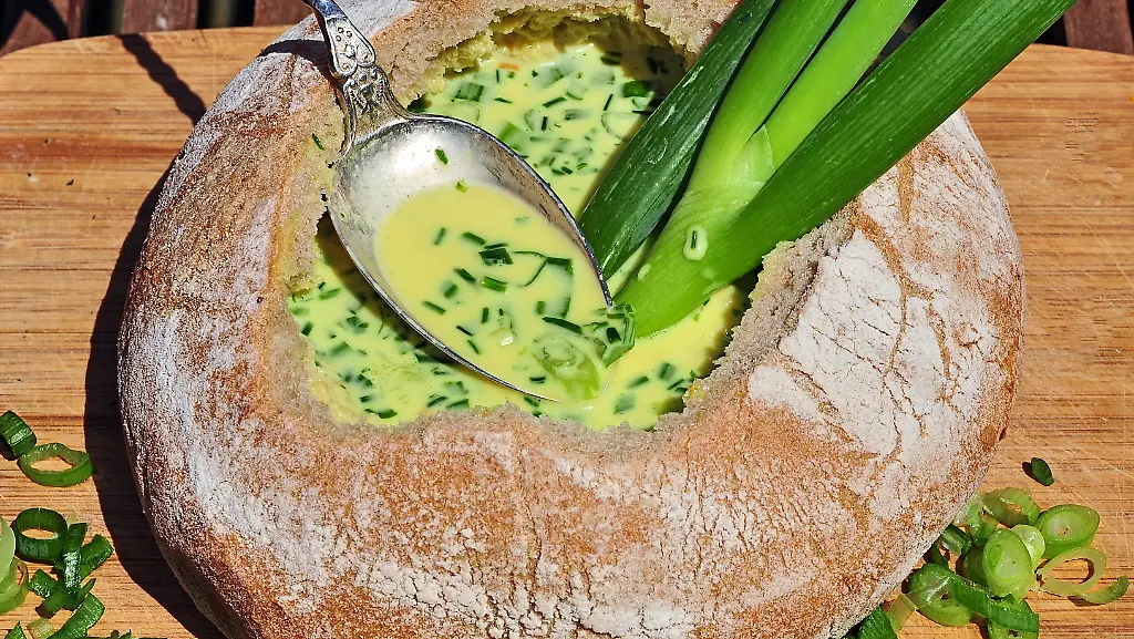 Brotlaibsuppe-presse