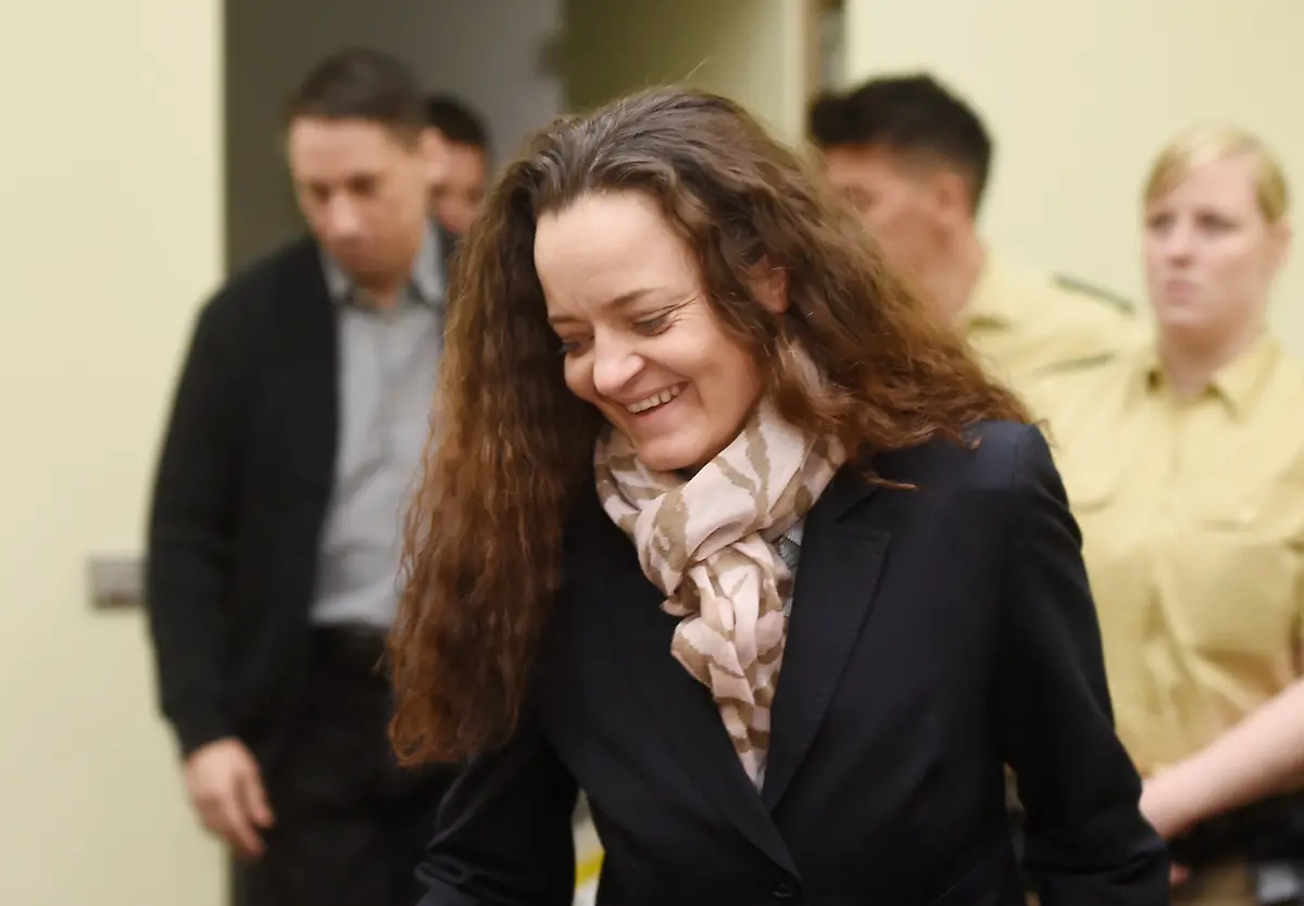 4b907e5e6b9f750e205dc04c17a5071b