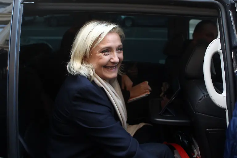 827abfde7001bb01301d5fa2f5ddbf48