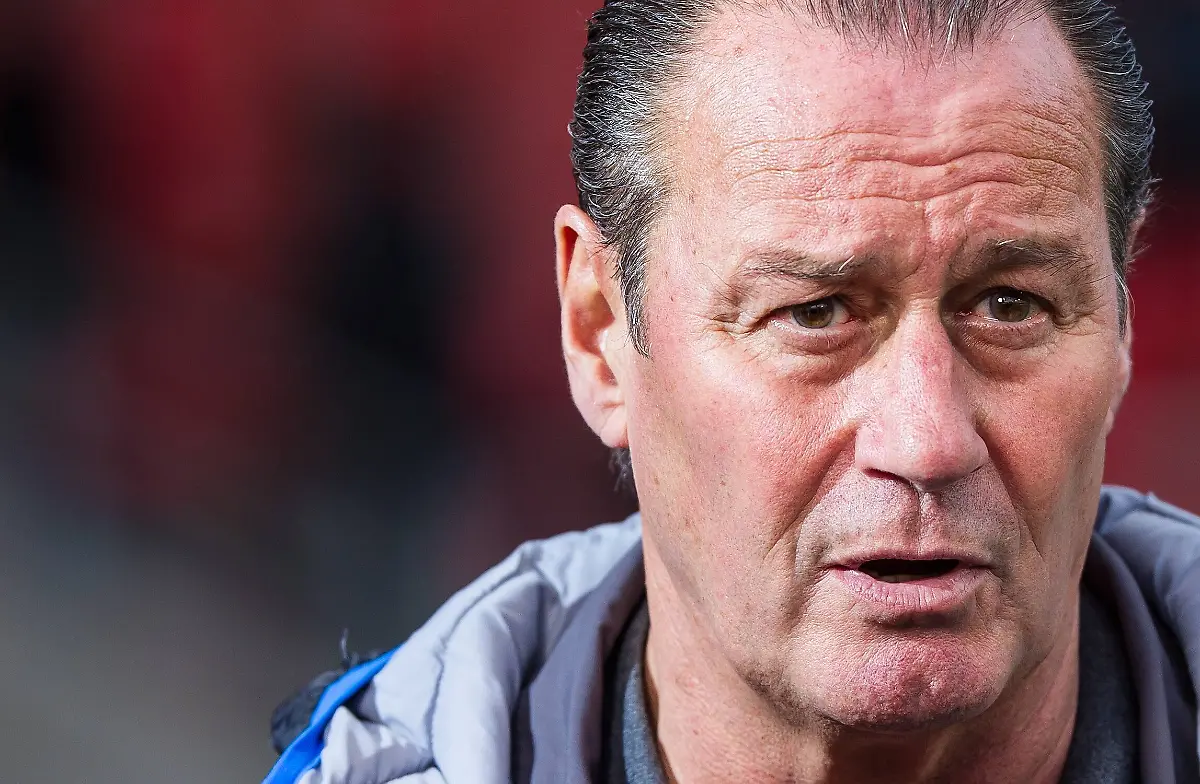 c37e66a7343b06e0614ee91f8b1e83bb