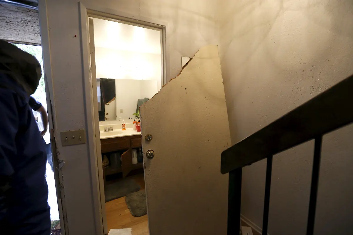 98c89c132e952d08d4d2d02a736e650f