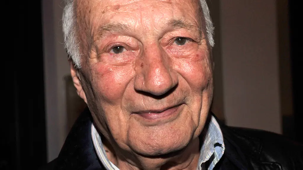 1dcc02f349896f2a309e0e39a7fc8b8e