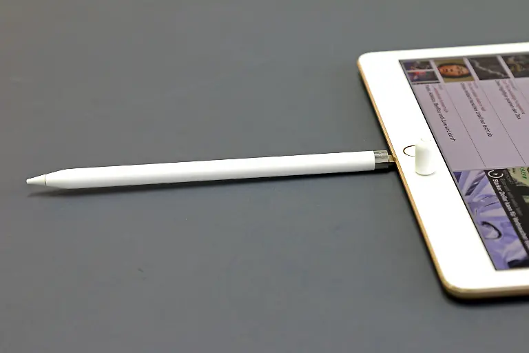 iPad-Pro-Pencil-eingesteckt