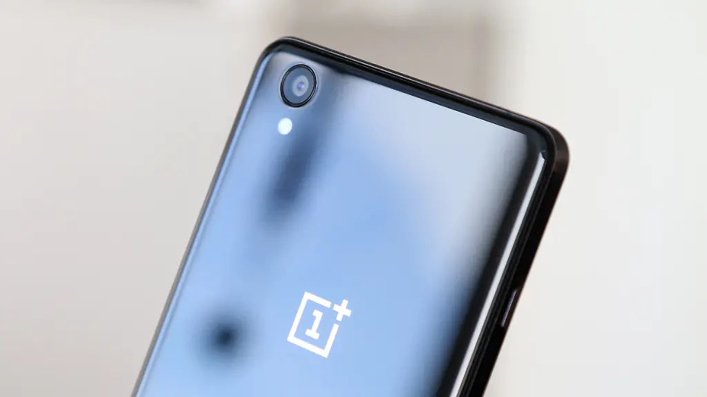 oneplus-x-3