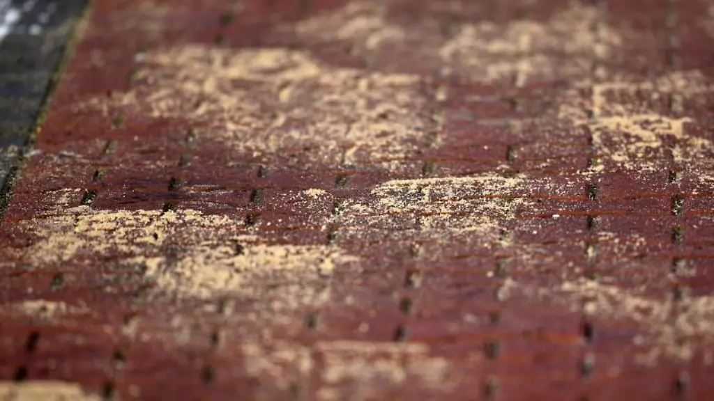 Die-Streu-und-Raeumpflicht-gilt-in-den-meisten-Faellen-ab-7-00-Uhr-morgens-Anders-ist-es-jedoch-wenn-bekannt-ist-dass-Menschen-schon-vorher-das-Grundstueck-betreten