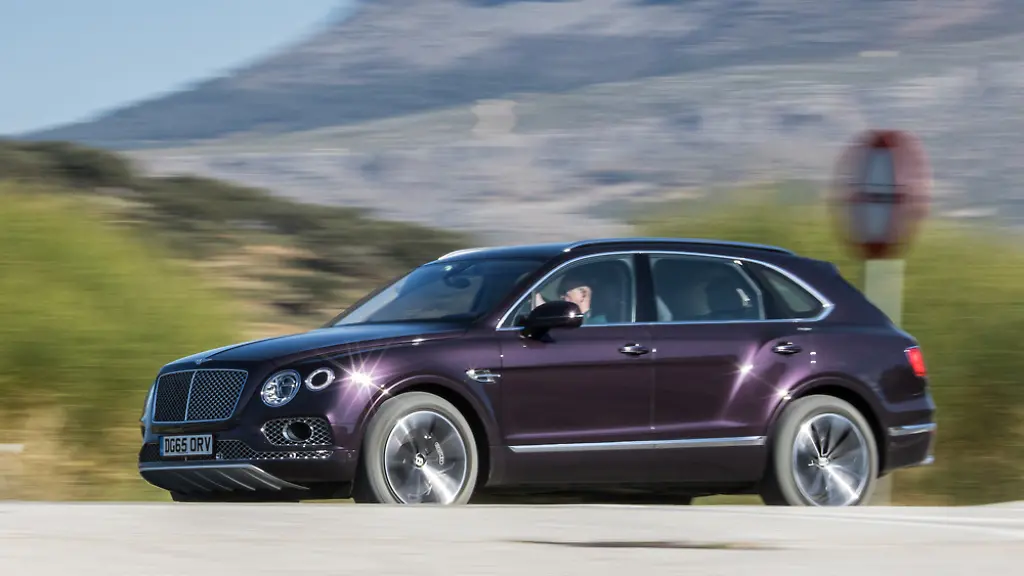 Bentayga-3