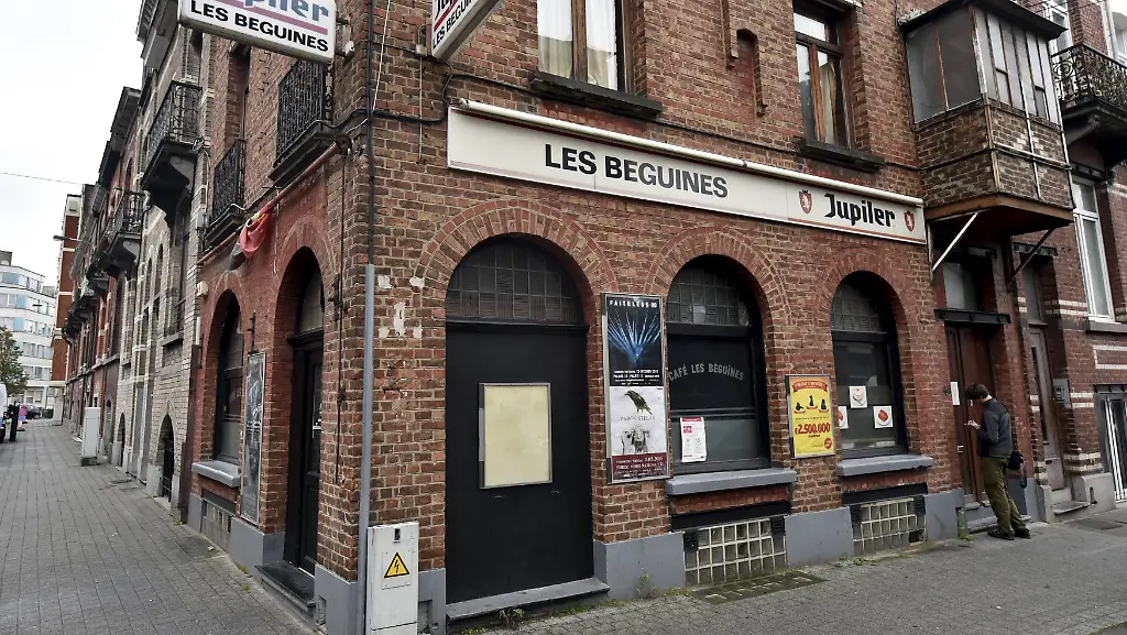 9eb60af7533d19050da98e0bda51951f