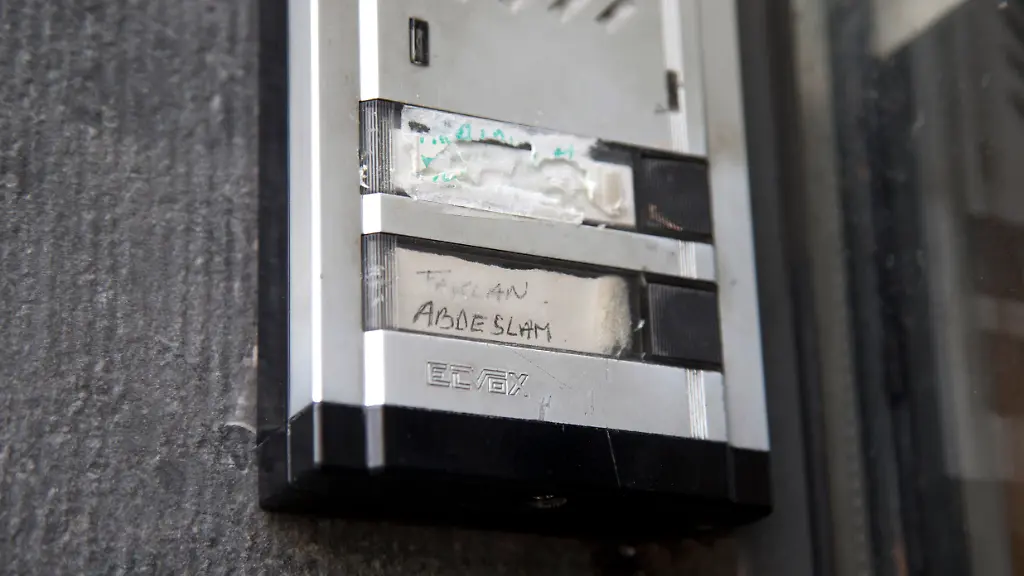 f074fa883c4f2aa580b3ac71d71f69ef