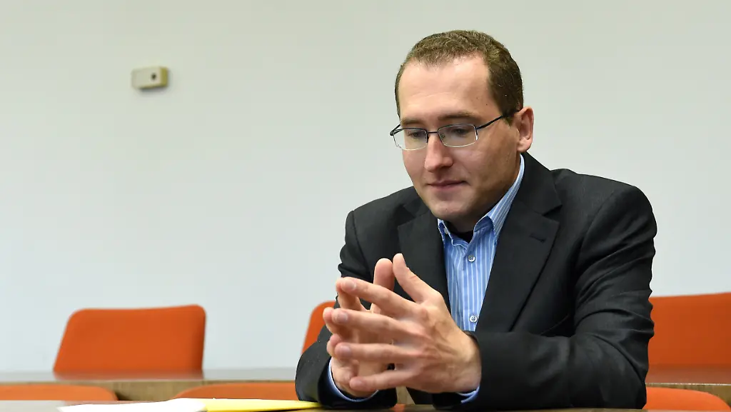 9b07ee4c7c0096305cb63539b5e2fcfb