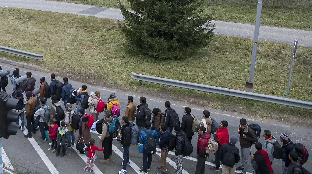 4b21566a822e15b8df4aa8352d9f8966