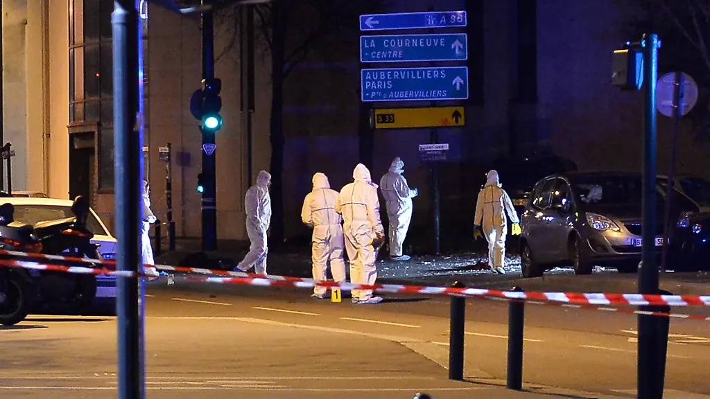 9d5ede8130ce53899208a42a068a3957