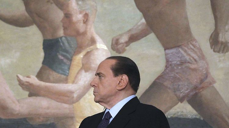 Berlusconi laufen die Wähler davon.