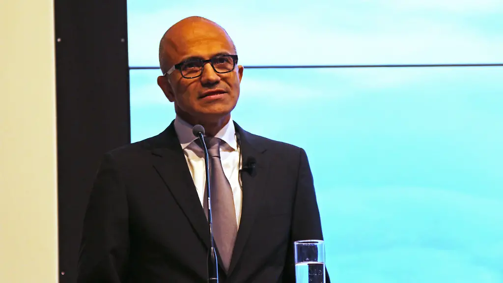 Satya-Nadella-01