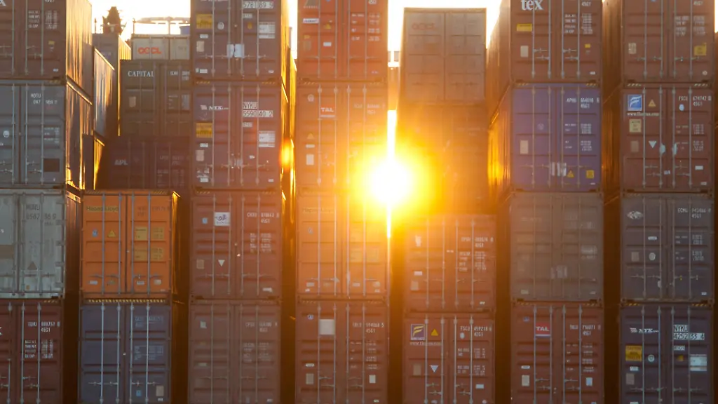 90b80aabf497427ed9ca17f4ce85a898