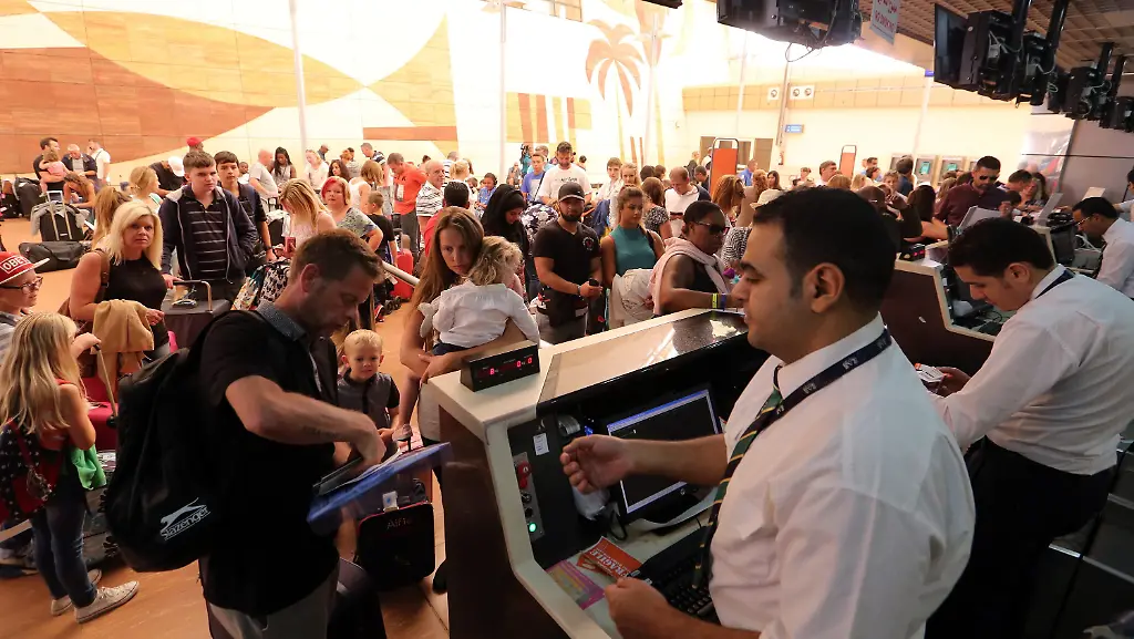 ecc18f12e330073e6298d17a2480b052