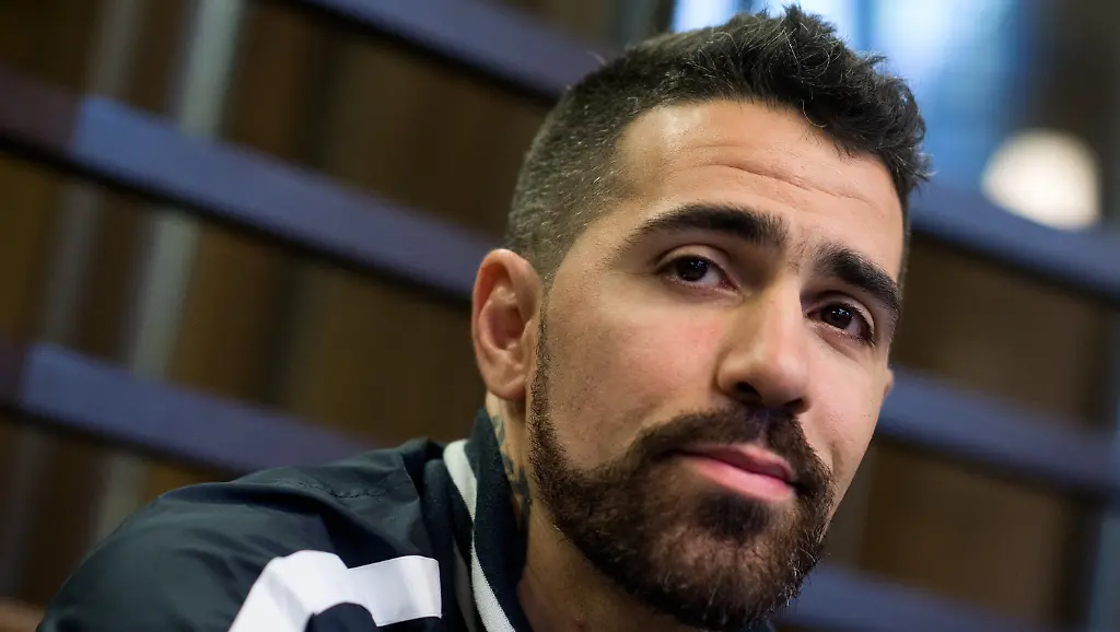 1355e2560ff9cd79bfb4d9ba717875d8