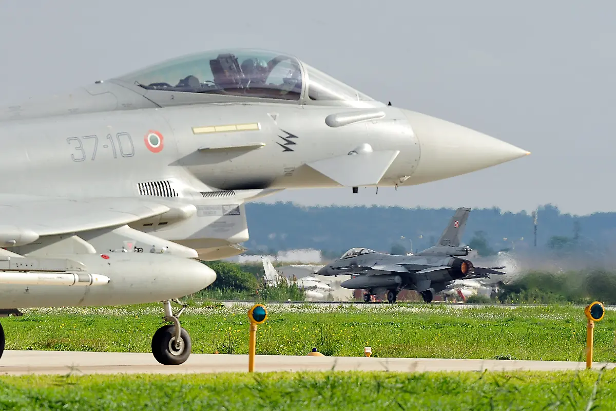 22572846215-fd5f50be0c-o