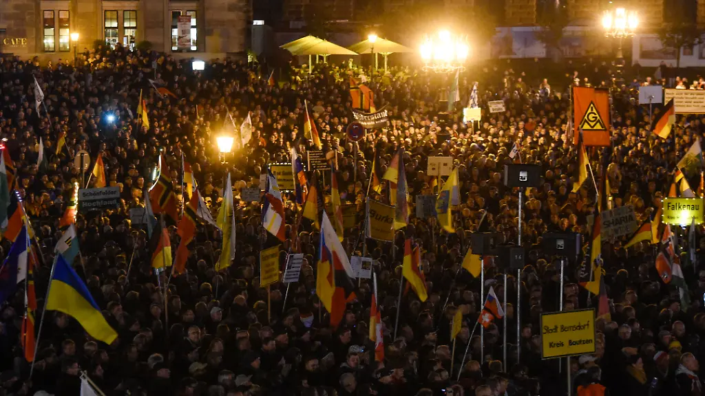 b4a30a8f61b10c39b18c8d98e9e9a082