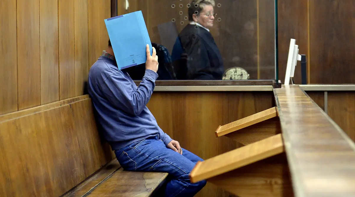 e159aeff2d75486b0421ec06d6d19dba