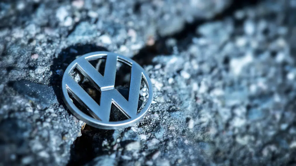 e0c6360f5ef9bff20fd12f54d52ceea1