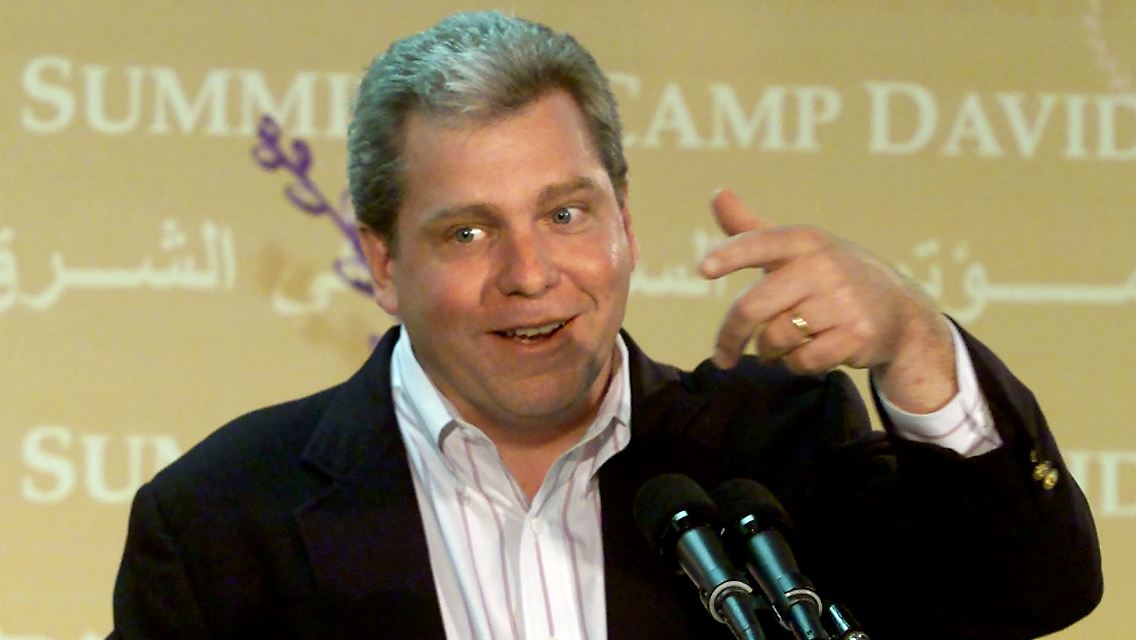 Joe Lockhart ist den Umgang mit der Presse gewohnt.