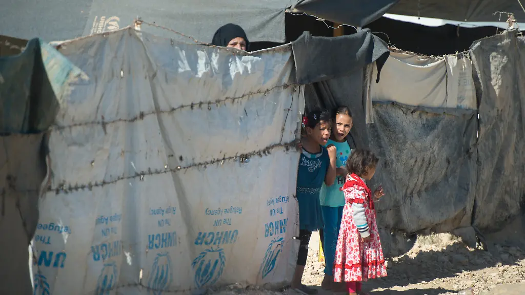 27f825768e674c0b52c4733751390edd