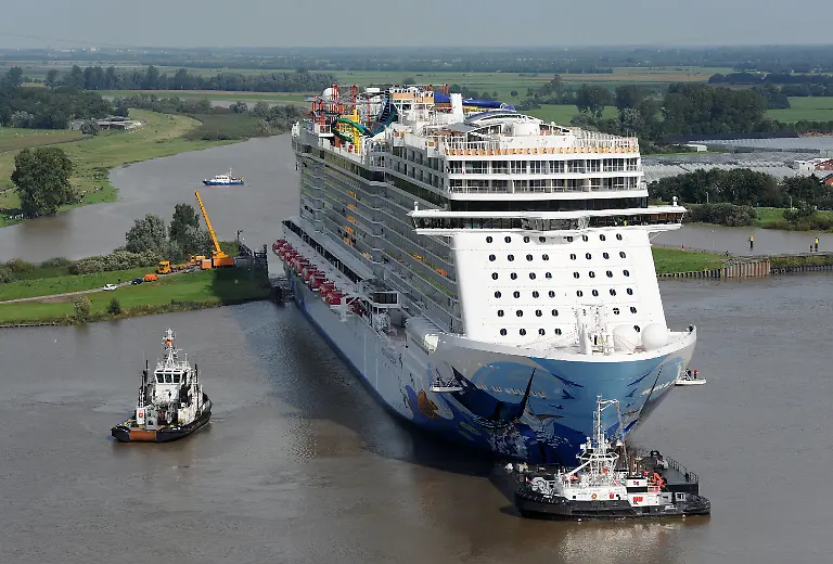 fe662e9e-7a00-446f-9ca5-7a7d60bf9c8b