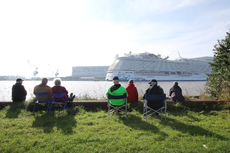 d0cda1cc-5699-489d-a0a2-b112ba9e2d9f