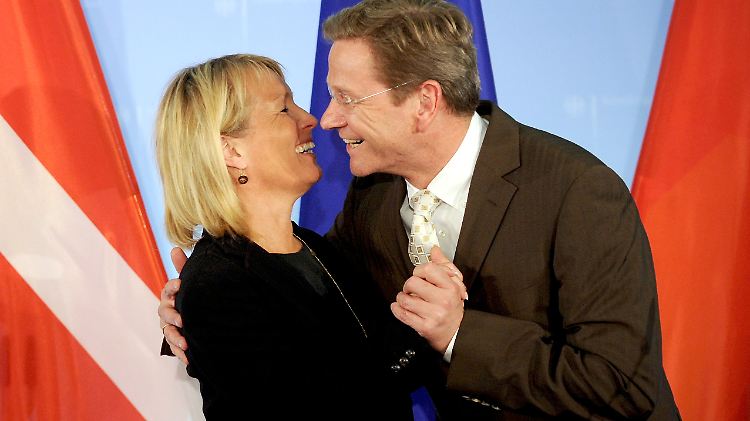 Scheinbar gute Stimmung: Espersen und Westerwelle waren trotz aller Differenzen um Entspannung bemüht.