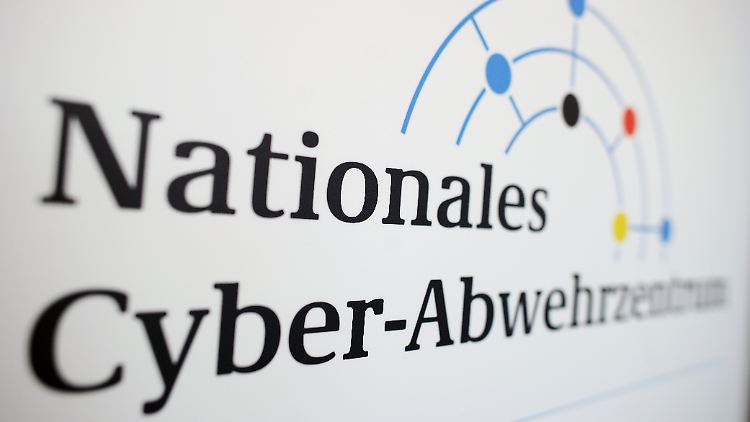 Das Nationale Cyber-Abwehrzentrum soll koordiniert lebensnotwendige Infrastruktur vor Cyberangriffen schützen.