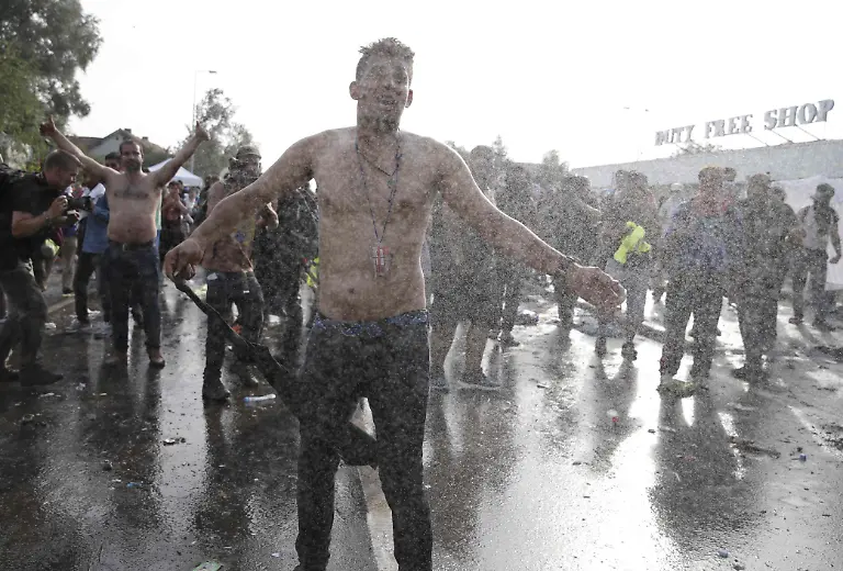 f70bfeaa-a0be-4869-9271-0175a73da406