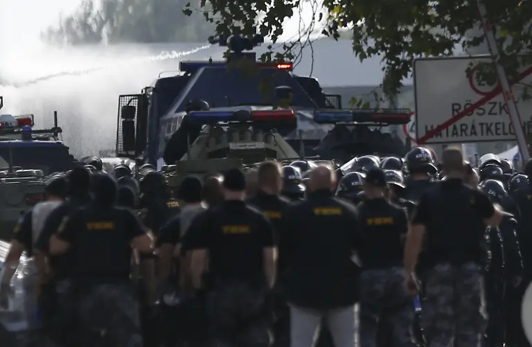 15958f77-84c9-4a50-8153-f2cf30cb2586