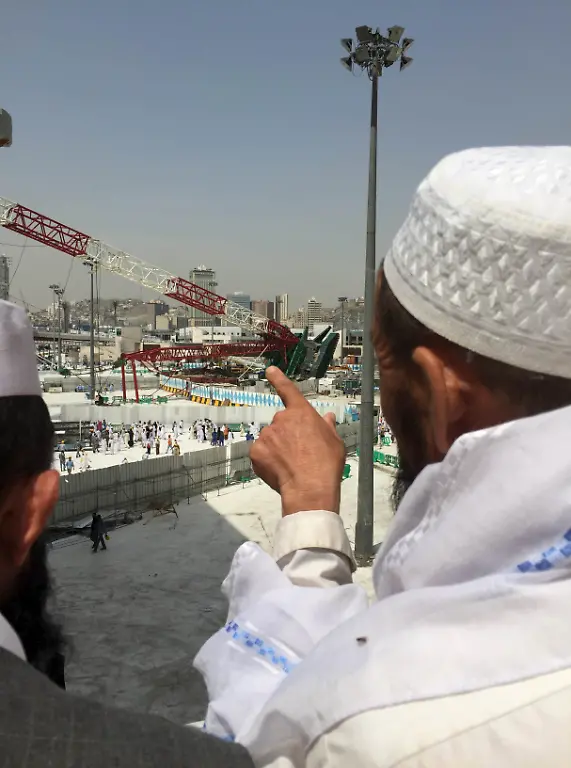 2015-09-12T131220Z-1173100257-GF10000203042-RTRMADP-3-SAUDI-HAJ-JPG1732611074926032109