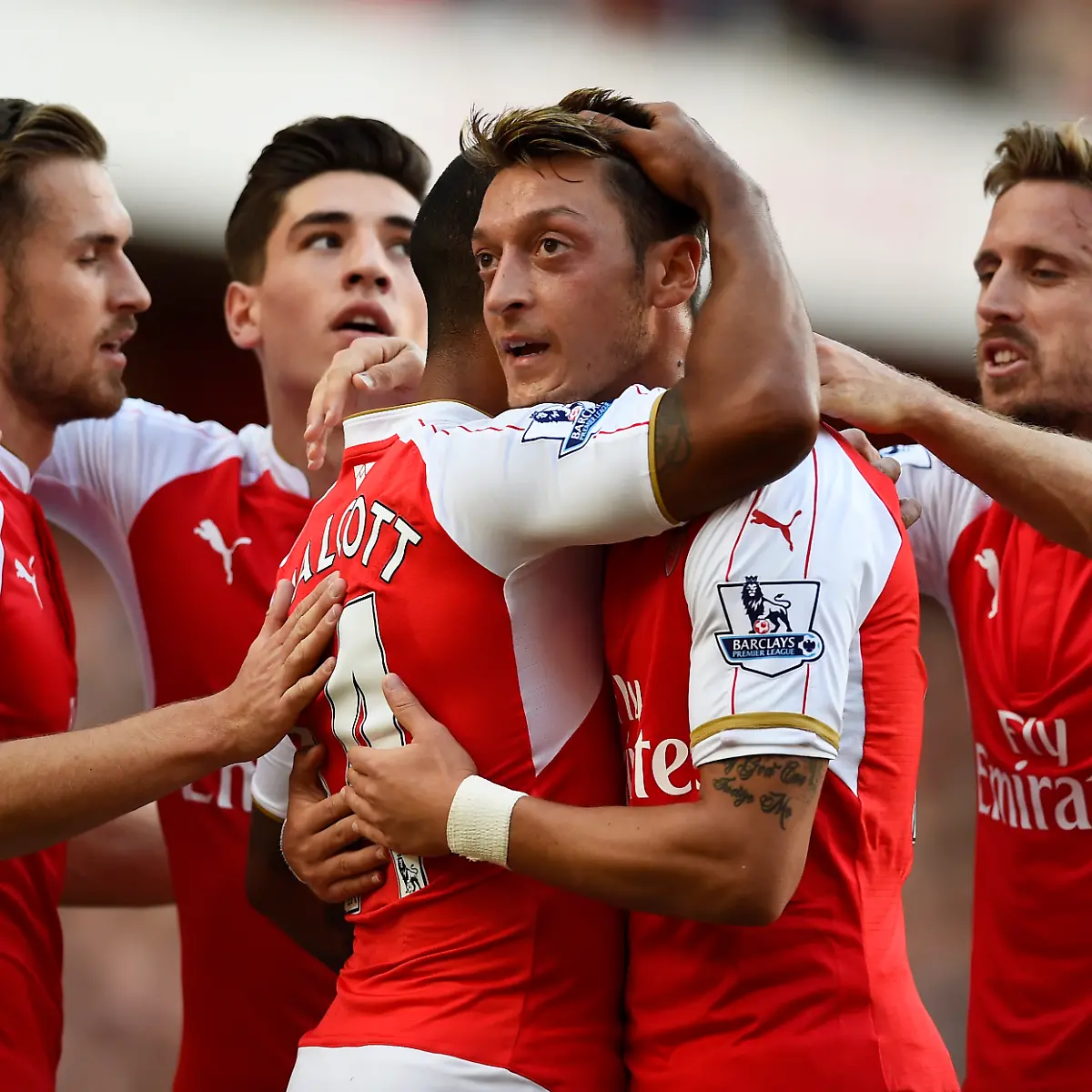 2015-09-12T143929Z-85070369-MT1ACI14004276-RTRMADP-3-SOCCER-ENGLAND-ARS-STK-JPG4607877533043839959