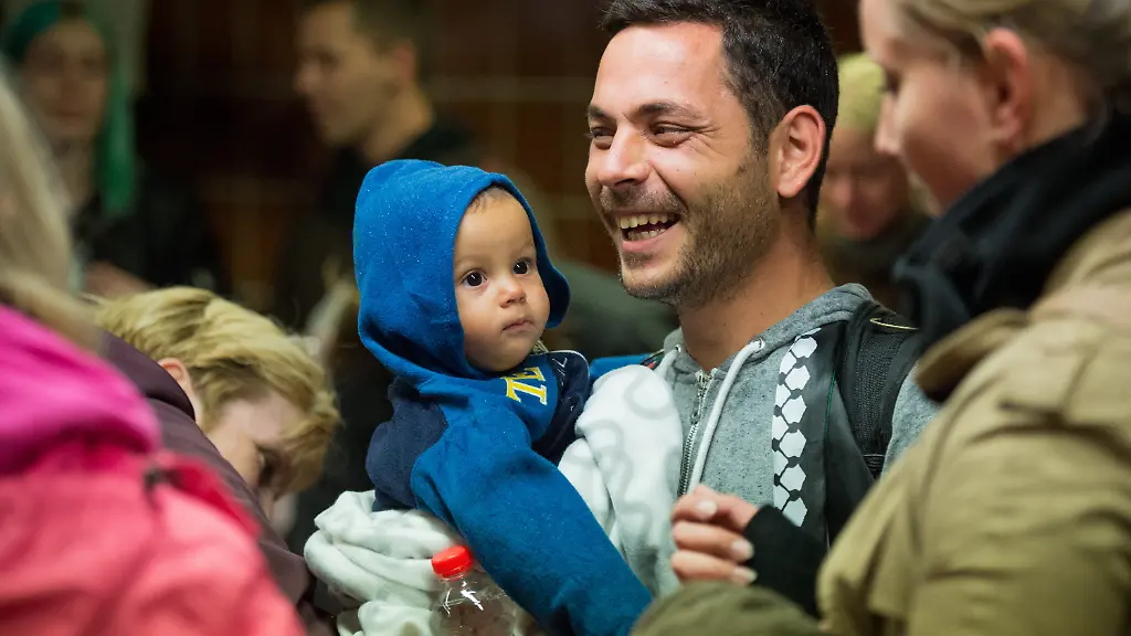 3rky2136-jpg1017235286199053852