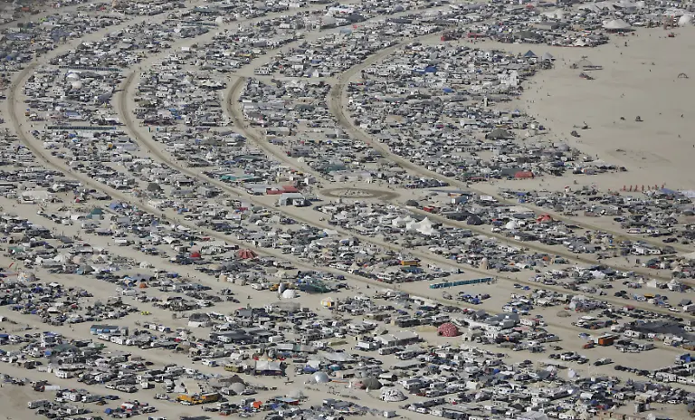 2015-09-02T181928Z-679979247-GF10000190493-RTRMADP-3-USA-BURNINGMAN-NEVADA-JPG694930211101046311