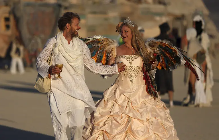 2015-09-03T170144Z-1095323902-GF10000191883-RTRMADP-3-USA-BURNINGMAN-NEVADA-JPG1402165572771519694