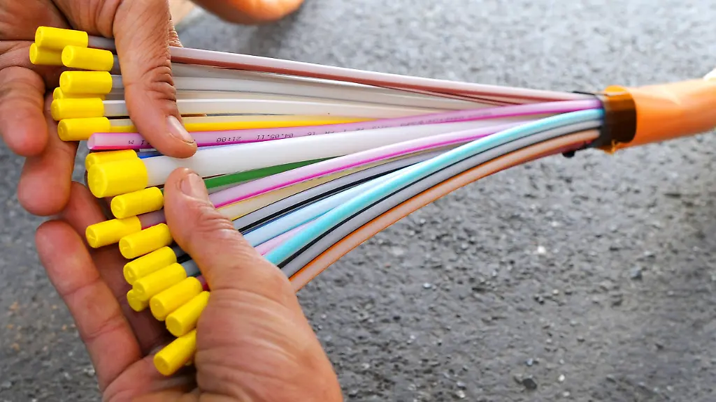 3rea1427-jpg8596477553012594751