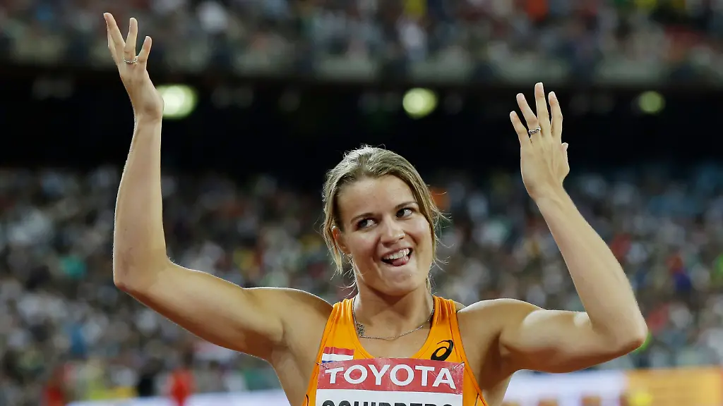 328E3000B440E074-jpg7194649548764374586