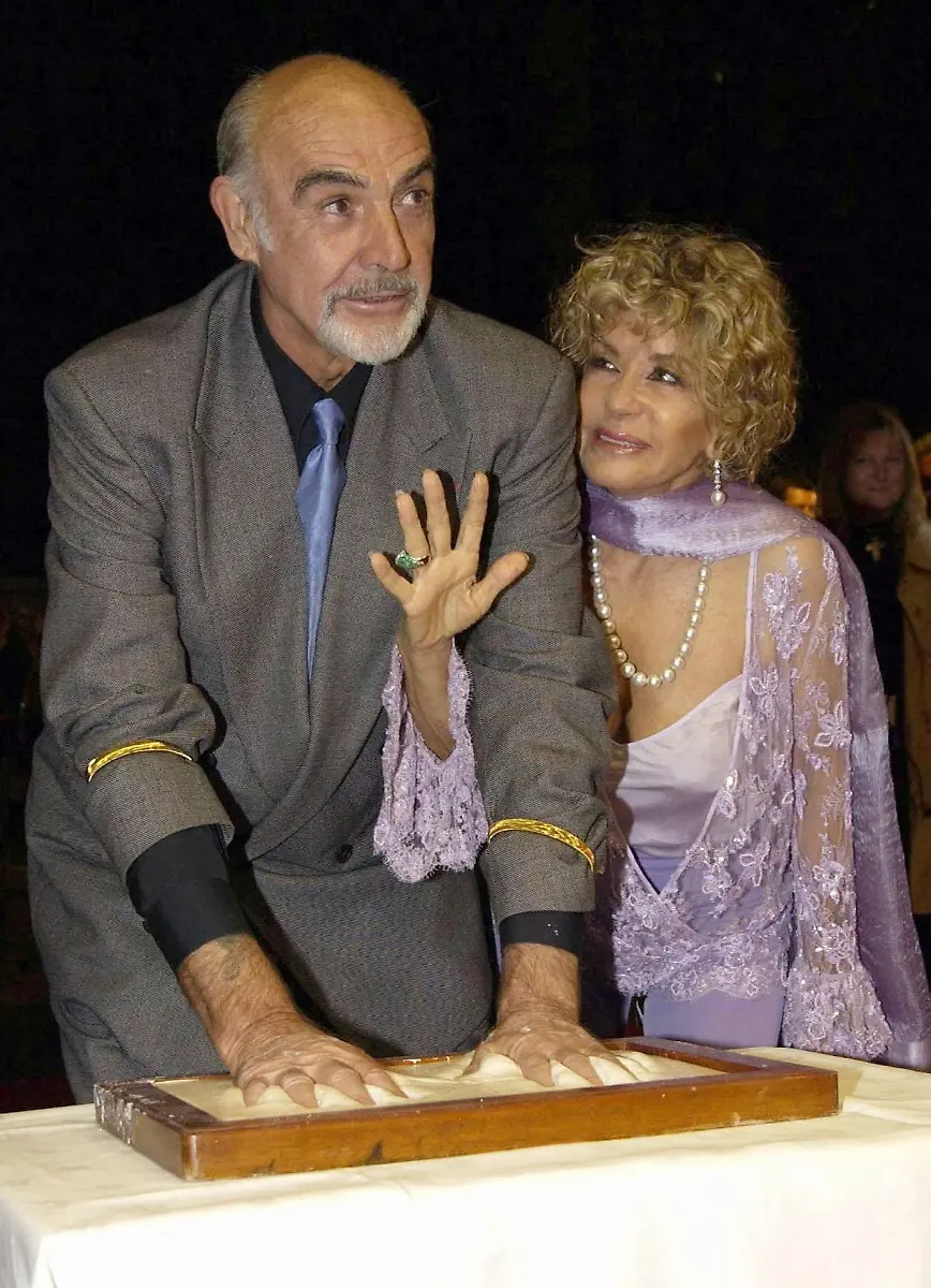 3r8z1401-jpg2401137263527273975