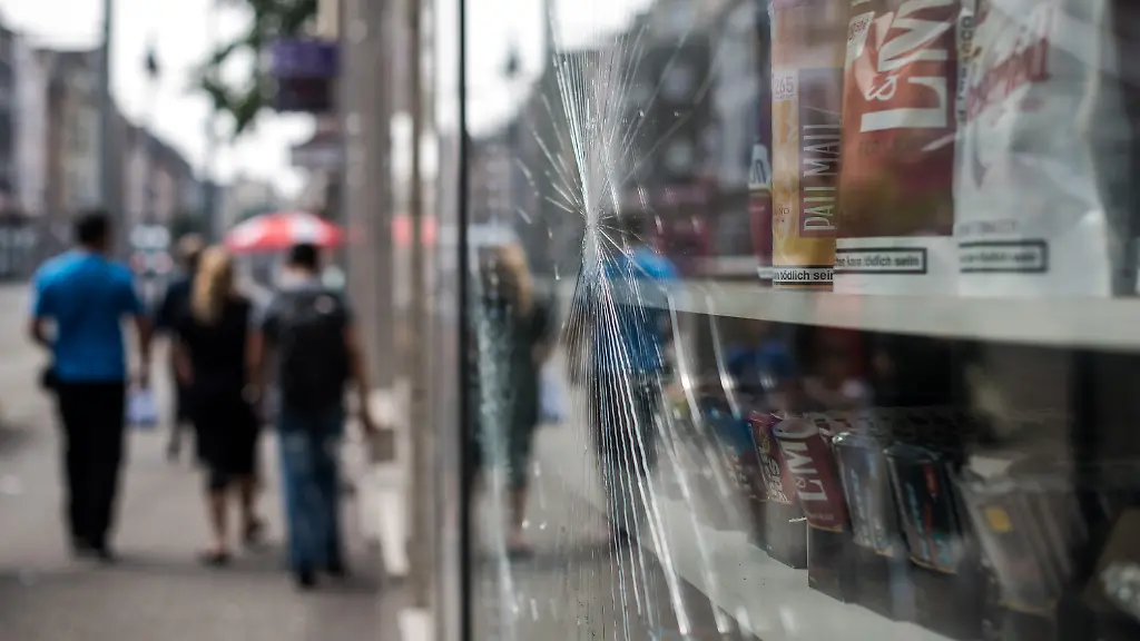 3r8t1059-jpg4977965981875055641