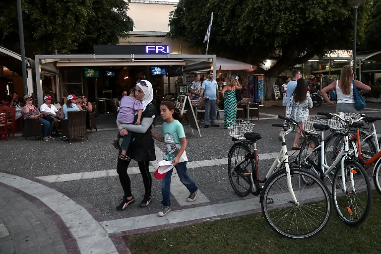 328E1800C3615FA1-jpg6501961977125776100