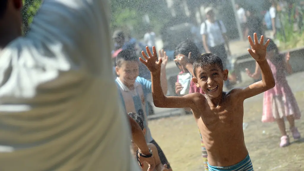 3r131043-jpg2108692083104268505