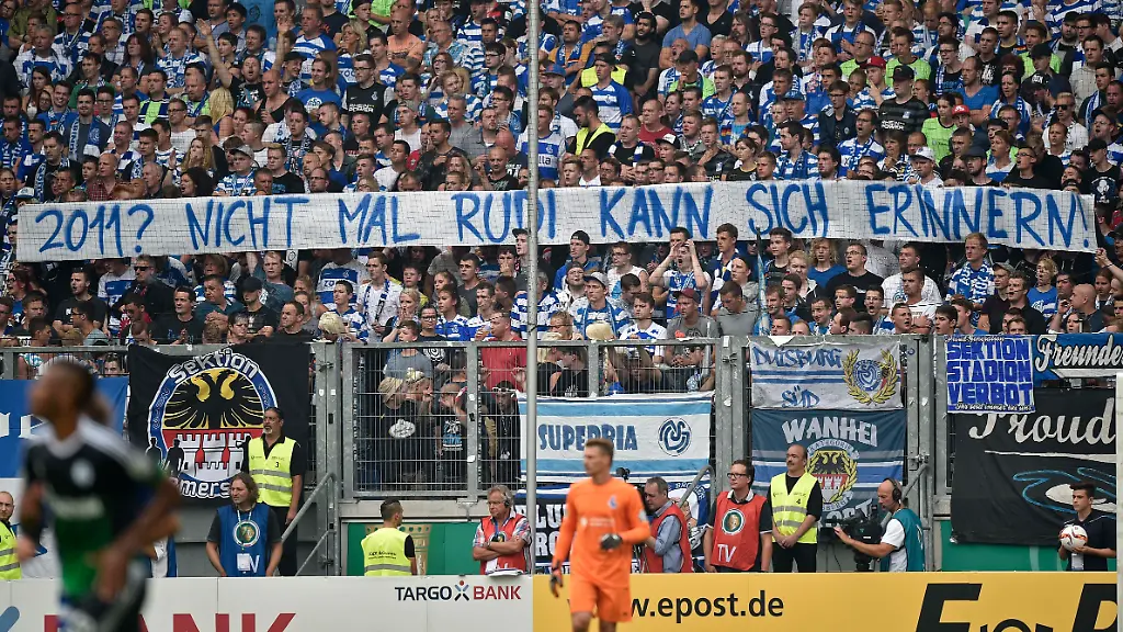 328E10000CA7D884-jpg2105140556371645344